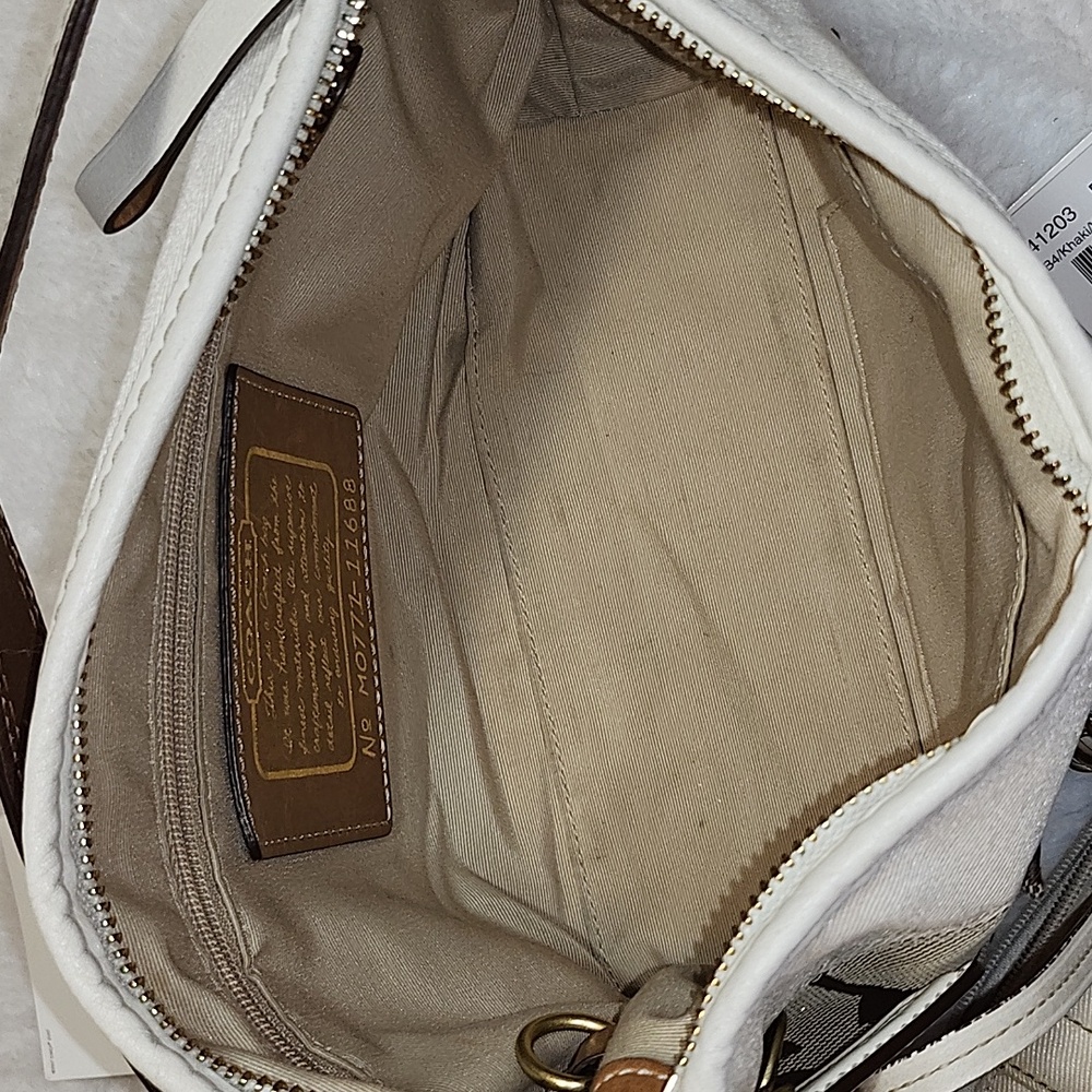 Coach Y2K Soho Brown/Beige Signature Canvas Front Pocket Baguette Bag W/ Wallet - Picture 15 of 16